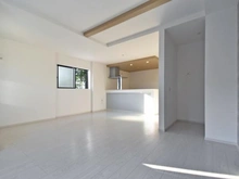 【東京都/町田市鶴川】町田市鶴川6丁目　 新築戸建 LDK：約20.1帖
床暖房付き