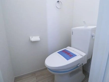 【東京都/府中市浅間町】府中市浅間町4丁目新築戸建【1号棟】 トイレ：1階