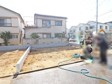 【東京都/足立区大谷田】足立区大谷田5丁目　新築戸建1号棟 現地（建築前）：全2棟
右側