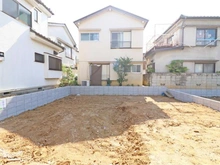 【東京都/足立区大谷田】足立区大谷田5丁目　新築戸建2号棟 現地（建築前）：全2棟　写真中央（左側の位置）