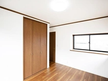 【東京都/町田市野津田町】町田市野津田町 中古戸建 洋室:約6.0帖