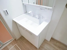 【東京都/日野市三沢】日野市三沢5丁目　新築戸建 洗面室：洗面化粧台