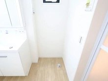 【東京都/狛江市中和泉】狛江市中和泉4丁目 新築戸建1号棟 洗面室:洗濯機置場