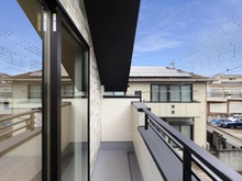 【東京都/狛江市中和泉】狛江市中和泉4丁目 新築戸建1号棟 バルコニー