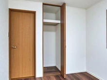 【東京都/八王子市北野町】八王子市北野町 中古戸建 洋室:約6.0帖