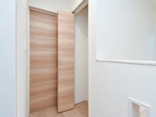 【神奈川県/相模原市南区大野台】相模原市南区大野台3丁目 　新築戸建1号棟 廊下：2階廊下収納