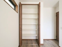 【神奈川県/平塚市高浜台】平塚市高浜台　3号棟 洋室：約4.1帖