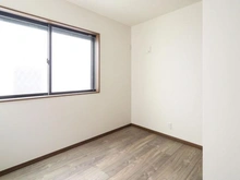 【神奈川県/平塚市高浜台】平塚市高浜台　3号棟 洋室：約5.2帖