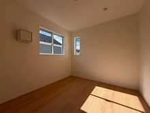 【神奈川県/秦野市今泉】秦野今泉新築戸建【1号棟】 洋室：約5.2帖