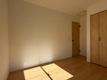 【神奈川県/秦野市今泉】秦野今泉新築戸建【1号棟】 洋室：約5.2帖