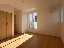 【神奈川県/秦野市今泉】秦野今泉新築戸建【1号棟】 洋室：約7.5帖