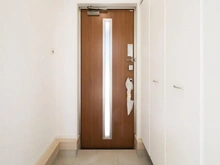 【神奈川県/平塚市河内】平塚市河内　新築戸建1号棟 玄関