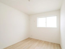 【神奈川県/平塚市河内】平塚市河内　新築戸建1号棟 洋室：約6.0帖