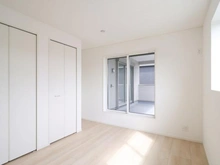 【神奈川県/平塚市河内】平塚市河内　新築戸建1号棟 洋室：約6.5帖