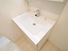 【神奈川県/横浜市港南区港南】横浜市港南区港南6丁目中古戸建 洗面室：洗面ボール