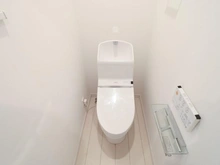 【神奈川県/横浜市港南区港南】横浜市港南区港南6丁目中古戸建 トイレ：1階