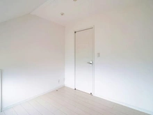 【神奈川県/横浜市港南区港南】横浜市港南区港南6丁目中古戸建 サービスルーム（納戸）：約4.5帖