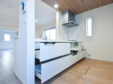 【東京都/稲城市大丸】稲城市大丸新築戸建【2号棟】 キッチン