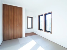 【東京都/稲城市平尾】稲城市平尾2丁目　5号棟 畳コーナー：約5.2帖