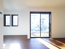 【東京都/稲城市平尾】稲城市平尾2丁目　8号棟 リビング・ダイニング