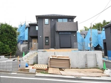 【東京都/稲城市平尾】稲城市平尾2丁目　13号棟 建築中の外観：全13棟