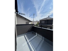 【神奈川県/川崎市麻生区東百合丘】川崎市麻生区東百合丘　新築戸建 バルコニー