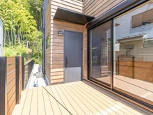 【神奈川県/川崎市麻生区王禅寺東】LIST GARDEN王禅寺東5丁目新築戸建　全7棟 　1号棟 玄関