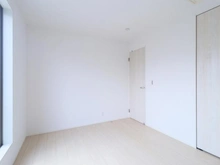 【神奈川県/川崎市多摩区南生田】川崎市多摩区南生田　新築戸建　全2棟　1号棟 洋室