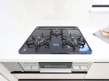 【東京都/多摩市連光寺】多摩市連光寺3丁目中古戸建 キッチン：三口コンロ