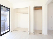 【東京都/多摩市連光寺】多摩市連光寺3丁目中古戸建 洋室：約16.4帖