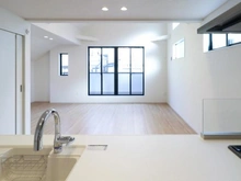 【東京都/大田区西六郷】大田区西六郷1丁目　新築戸建 LDK：約20.1帖
床暖房付き