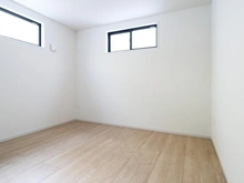 【東京都/大田区西六郷】大田区西六郷1丁目　新築戸建 サービスルーム（納戸）：約7.5帖
ウォークインクローゼット付き