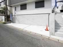 【神奈川県/川崎市多摩区西生田】多摩区西生田5丁目2期 全1棟 駐車場