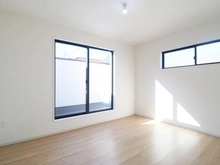 【神奈川県/川崎市麻生区片平】川崎市麻生区片平1丁目新築戸建 洋室：約6.8帖