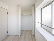 【神奈川県/川崎市麻生区王禅寺西】王禅寺西1丁目　中古戸建 洋室：約4.2帖