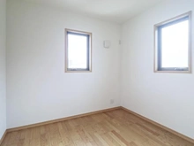 【神奈川県/川崎市麻生区片平】新築戸建FOREST TOWN片平 11号棟 洋室：約5.7帖