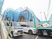 【神奈川県/川崎市麻生区片平】新築戸建FOREST TOWN片平 12号棟 建築中の外観：全13棟