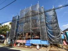 【東京都/国分寺市戸倉】国分寺市戸倉1丁目新築戸建1号棟 建築中の外観：全4棟