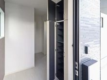 【東京都/国分寺市戸倉】国分寺市戸倉1丁目新築戸建3号棟 玄関