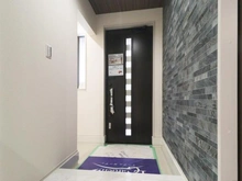 【神奈川県/川崎市宮前区菅生】川崎市宮前区菅生6丁目新築戸建 玄関