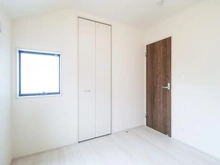 【神奈川県/川崎市宮前区野川本町】川崎市宮前区野川本町1丁目新築戸建1号棟 洋室：約5.0帖