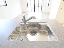 【東京都/稲城市東長沼】稲城市東長沼新築戸建 キッチン：シンク