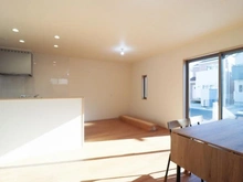 【神奈川県/相模原市緑区城山】相模原市緑区城山1丁目　新築戸建2号棟 LDK：約16.7帖
	