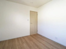 【神奈川県/相模原市緑区城山】相模原市緑区城山1丁目　新築戸建2号棟 洋室：約6.0帖