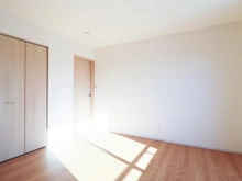 【神奈川県/相模原市緑区城山】相模原市緑区城山1丁目　新築戸建2号棟 洋室：約8.0帖