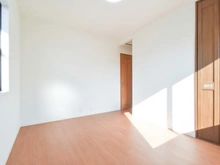 【東京都/八王子市元八王子町】八王子市元八王子町2丁目中古戸建 洋室：約6.5帖