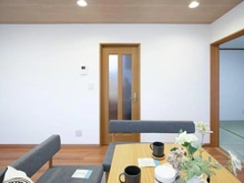 【神奈川県/川崎市麻生区細山】川崎市麻生区細山6丁目　中古戸建 リビング・ダイニング