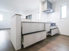 【神奈川県/相模原市南区東大沼】相模原市南区東大沼4丁目　新築戸建A号棟 キッチン