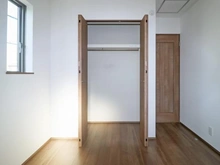 【神奈川県/相模原市南区東大沼】相模原市南区東大沼4丁目　新築戸建C号棟 洋室：約5.5帖