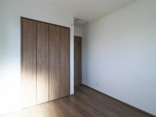 【神奈川県/相模原市南区東大沼】相模原市南区東大沼4丁目　新築戸建C号棟 洋室：約5.5帖